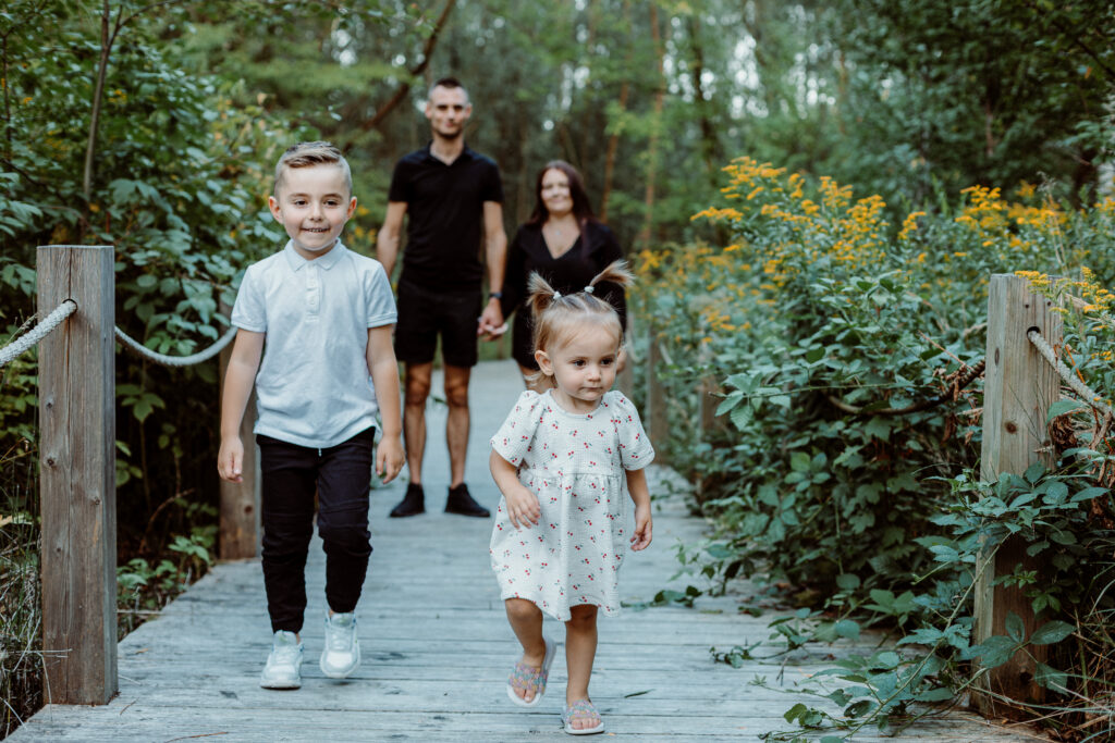 Sesja rodzinna w Geoparku Grzybowice w Zabrzu – Karolina Drab Fotografia